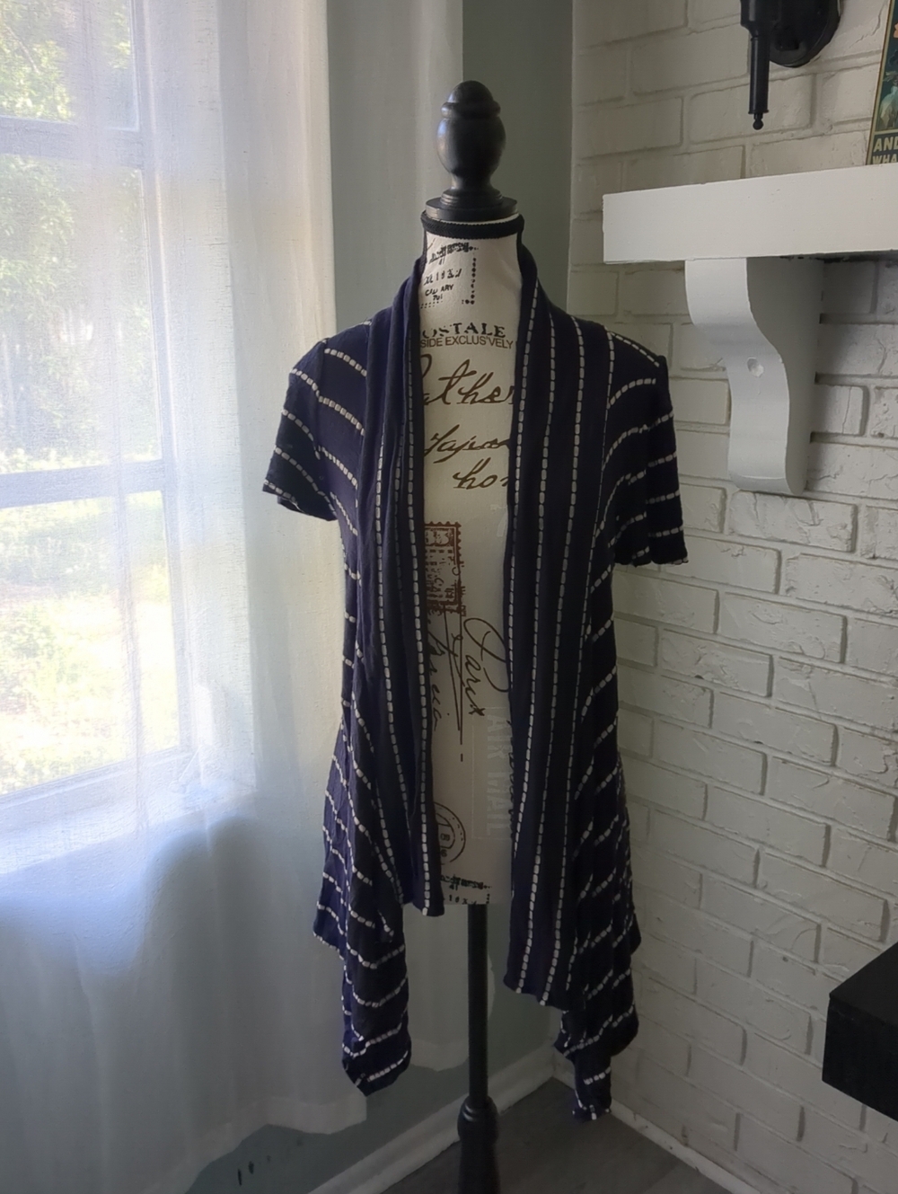 **3/$10** B'leev Open Front Top Size Medium
